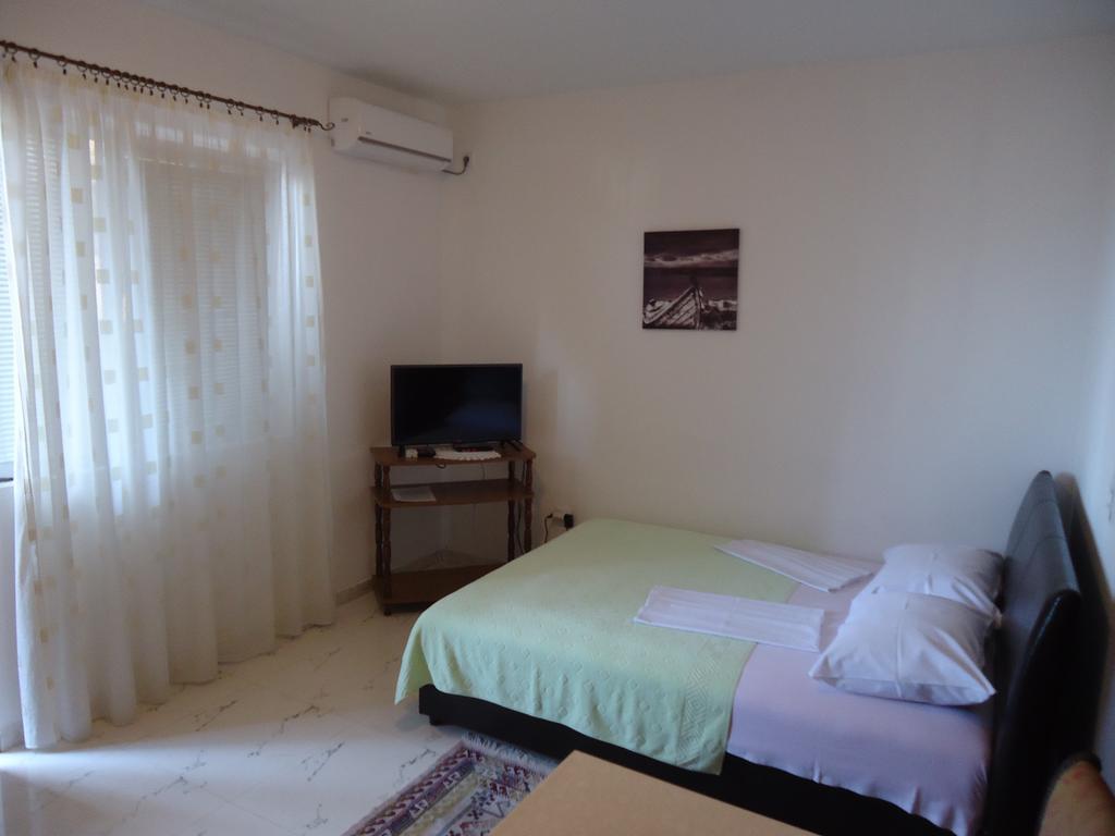 Apartments Villa Micunovic Herceg Novi Bagian luar foto